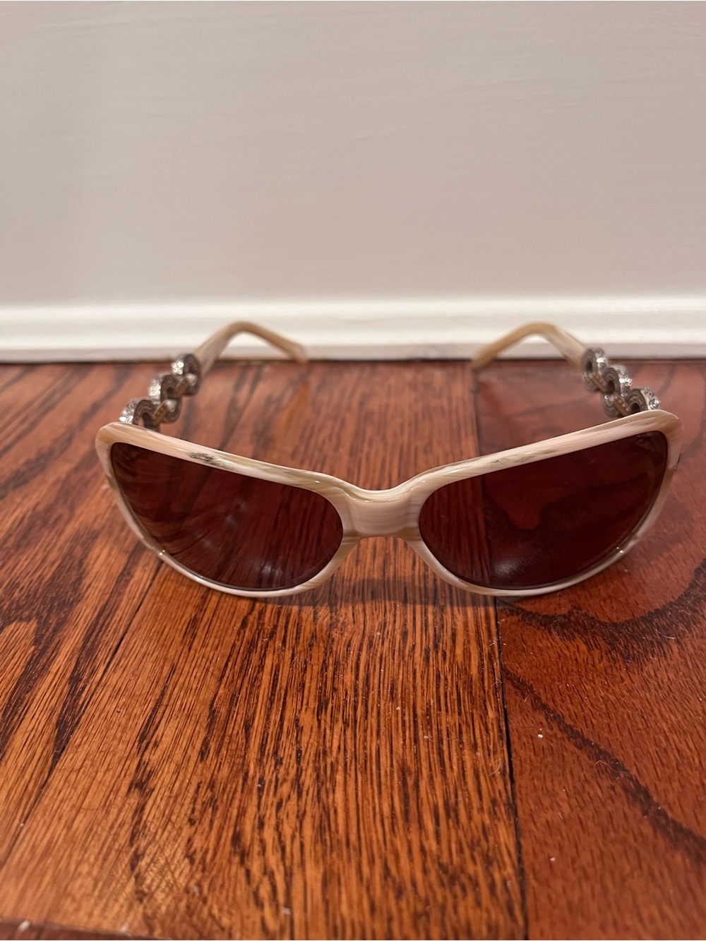 Brighton Central Park Cream Frame Sunglasses sunnies